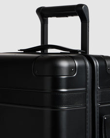 Journey Maker Volut Concha black polycarbonate detail view